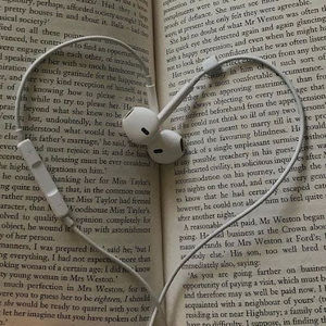 Meet your Posher, Eva